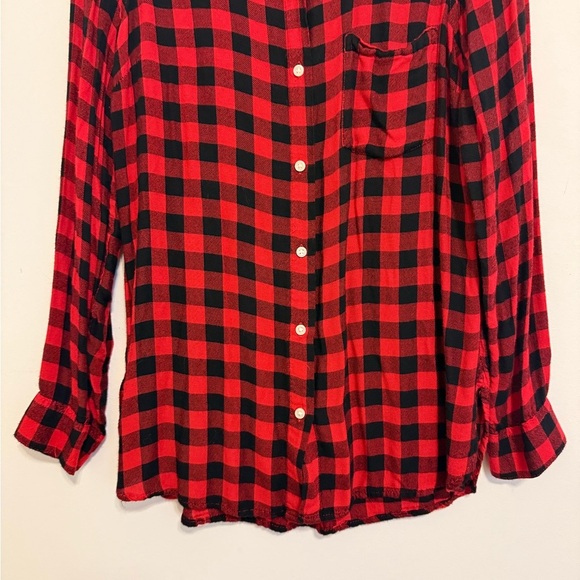 2/$15 Old Navy - Red and Black Plaid Long Sleeve Button Down “Classic Shirt” - Picture 4 of 8